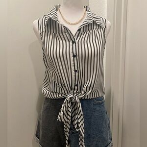 Foreign Exchange FE Sheer White & Black Vertical Stripe Crop Tank Top Blouse - M